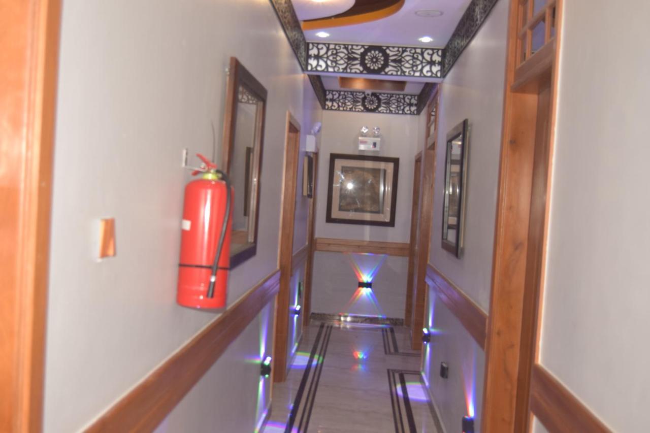 דאר א-סאלאם Zimbo Golden Vip Lodge מראה חיצוני תמונה