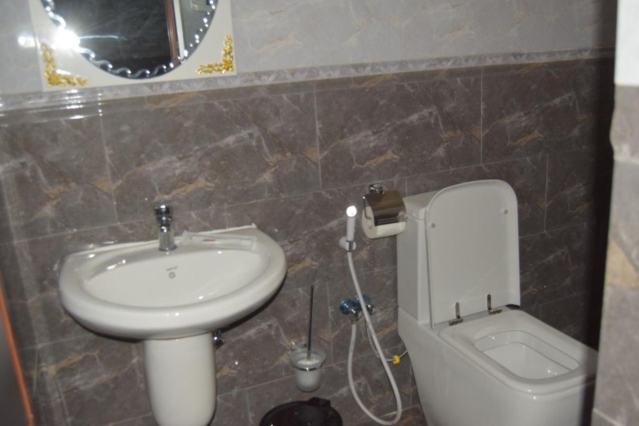 דאר א-סאלאם Zimbo Golden Vip Lodge מראה חיצוני תמונה