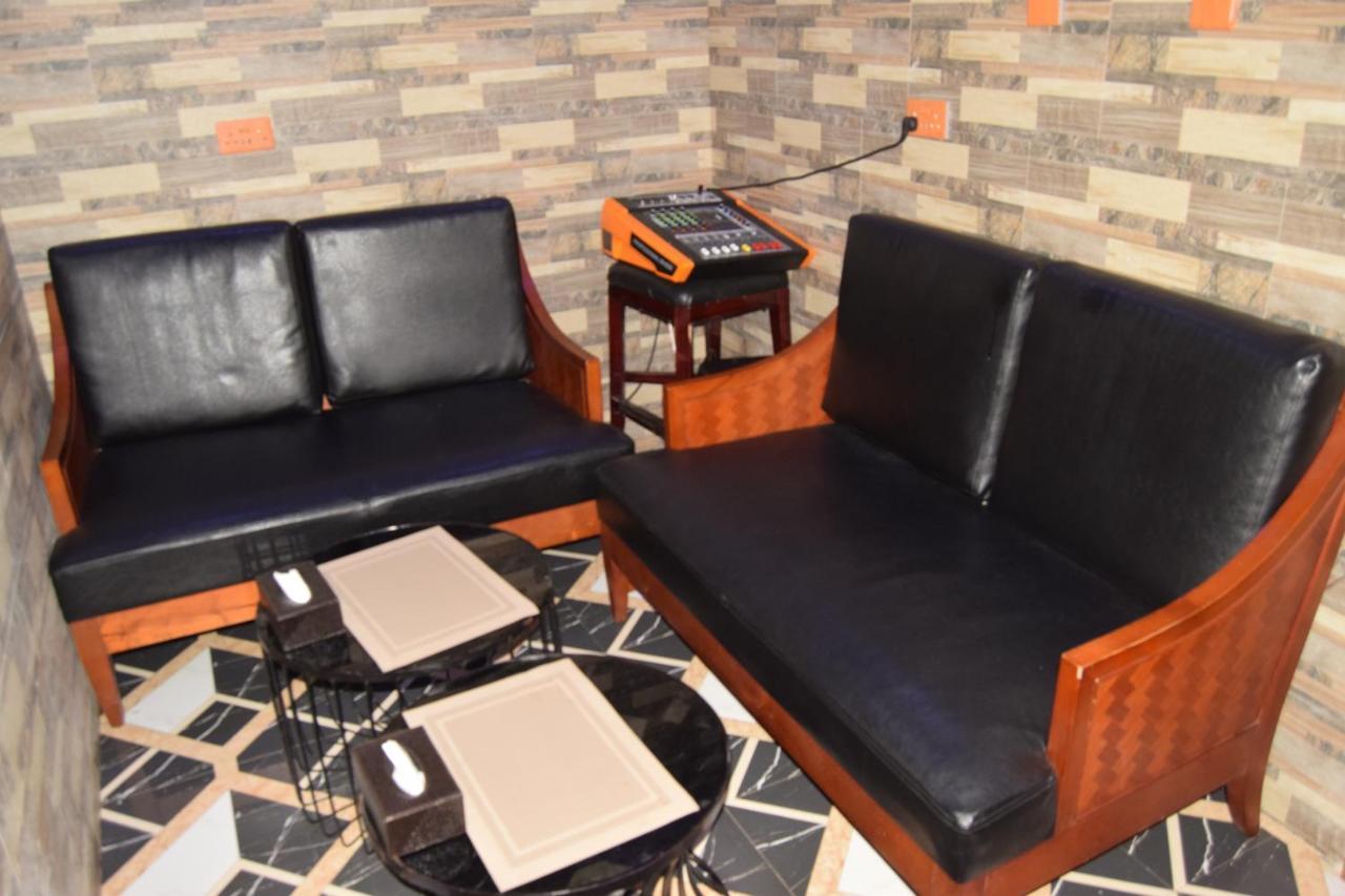 דאר א-סאלאם Zimbo Golden Vip Lodge מראה חיצוני תמונה